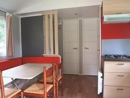 Camping Fontaine Du Roc