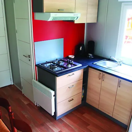 Camping Fontaine Du Roc Country house Devillac