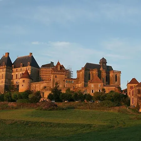 Camping Fontaine Du Roc Country house Devillac